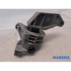Alfa Romeo - Giulietta - Engine mount