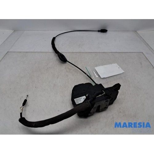 Renault - Megane - Door lock mechanism 2-door, right