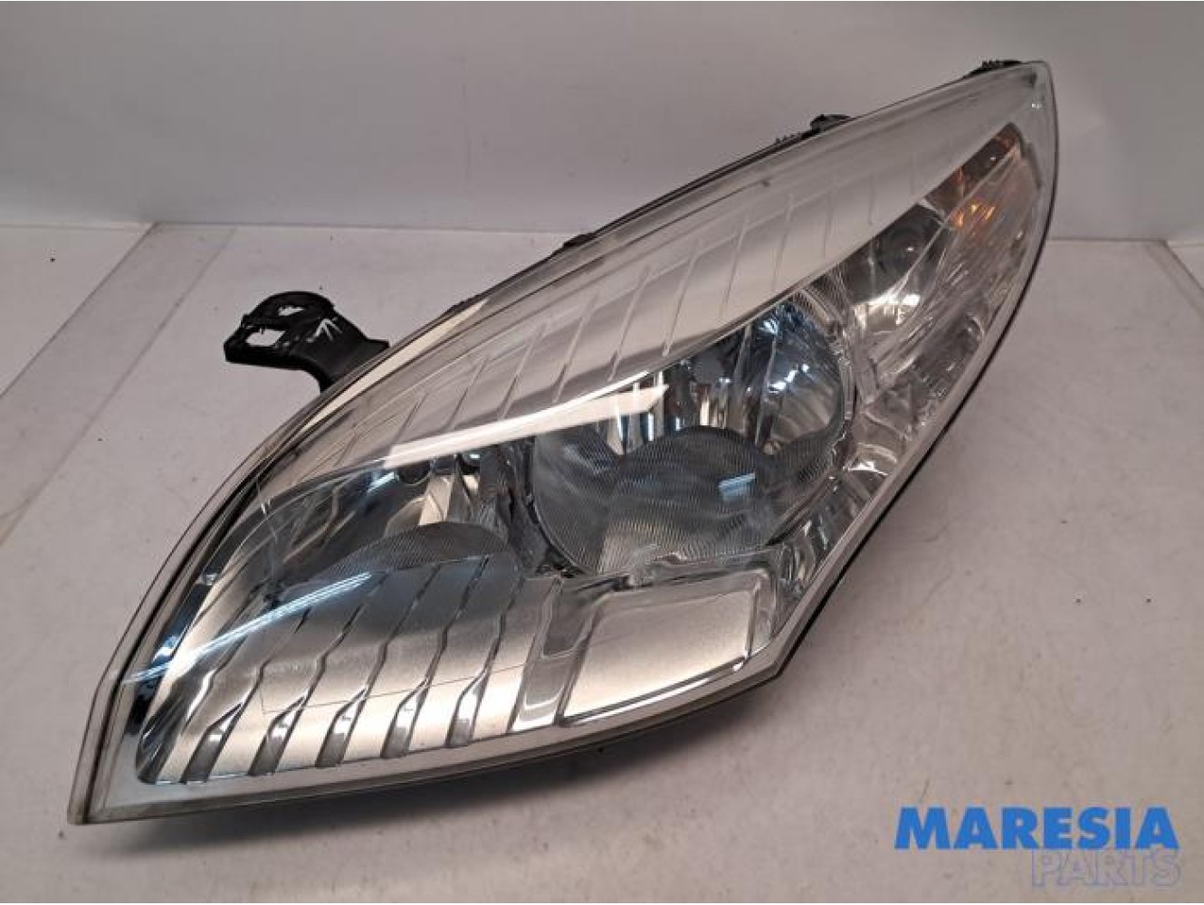 Renault - Megane - Scheinwerfer links