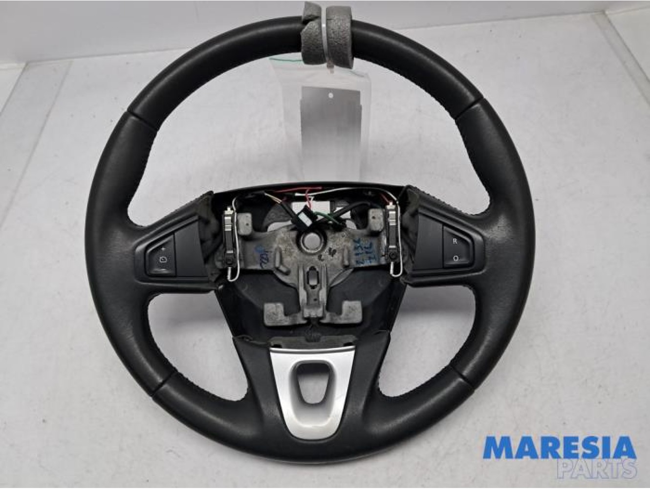 Renault - Megane - Steering wheel