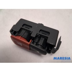 Renault - Megane - Panic lighting switch
