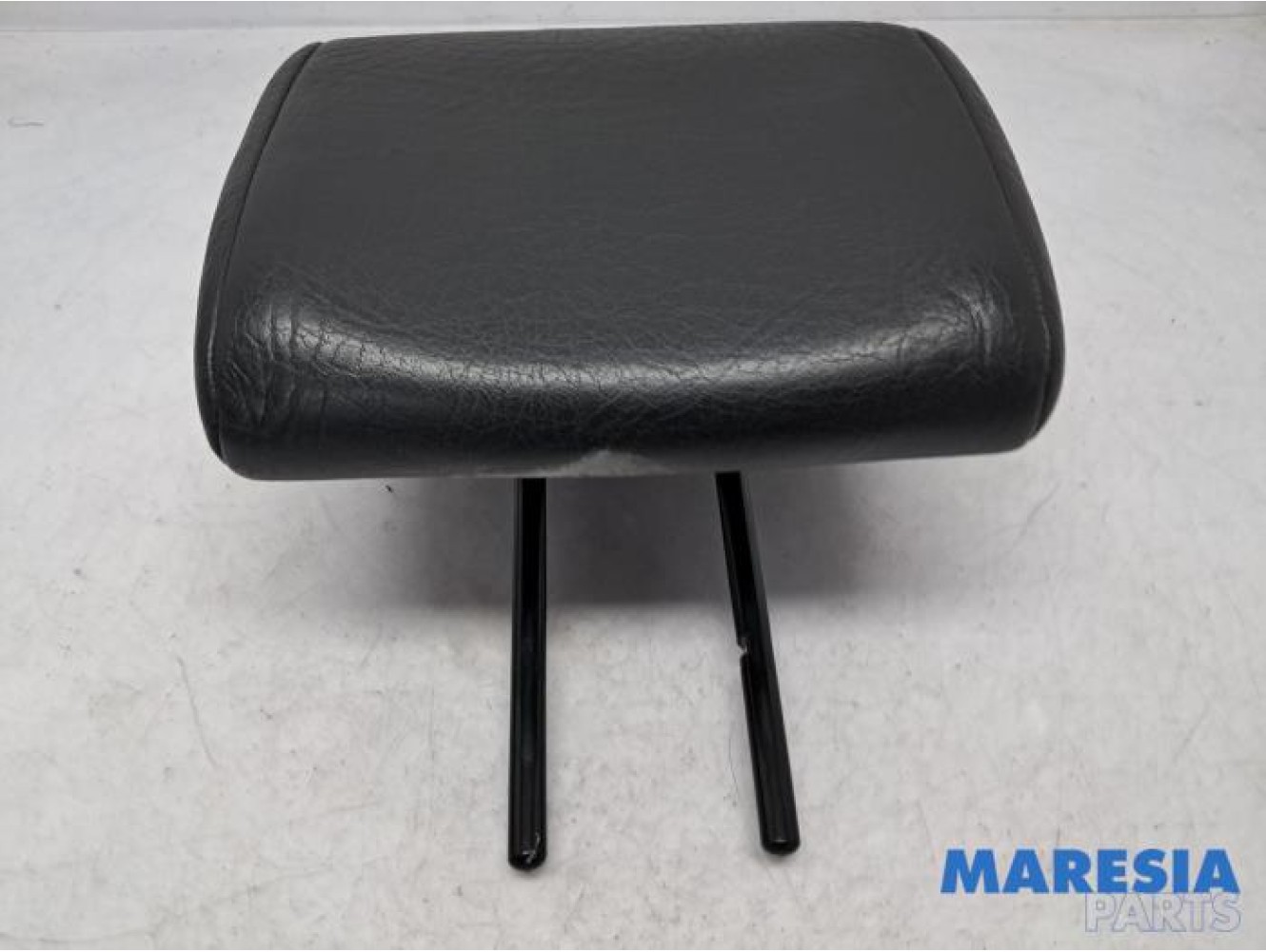 Peugeot - 206 - Headrest