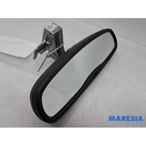 Renault - Megane - Rear view mirror