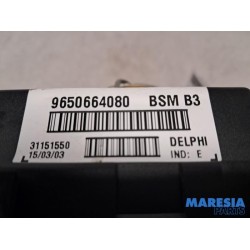Peugeot - 206 - Fuse box