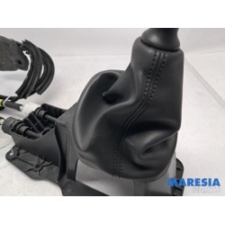 Renault - Megane - Gear stick