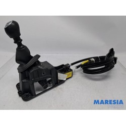 Renault - Megane - Gear stick