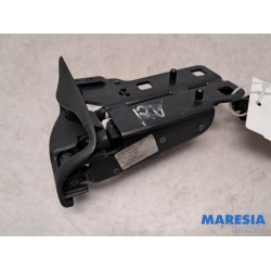 Renault - Megane - Convertible lock