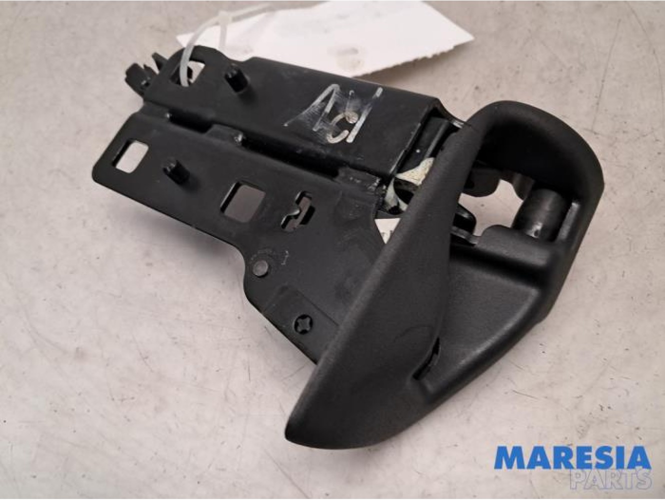 Renault - Megane - Convertible lock