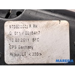 Renault - Megane - Convertible lock