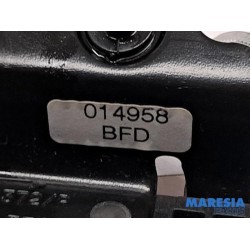 Renault - Megane - Convertible lock