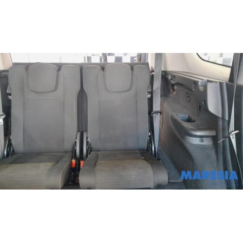 Renault - Grand Scenic - Stoel achter