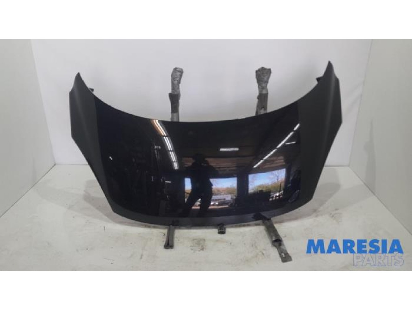 Renault - Grand Scenic - Motorhaube