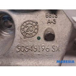 Alfa Romeo - Giulia - Engine mount