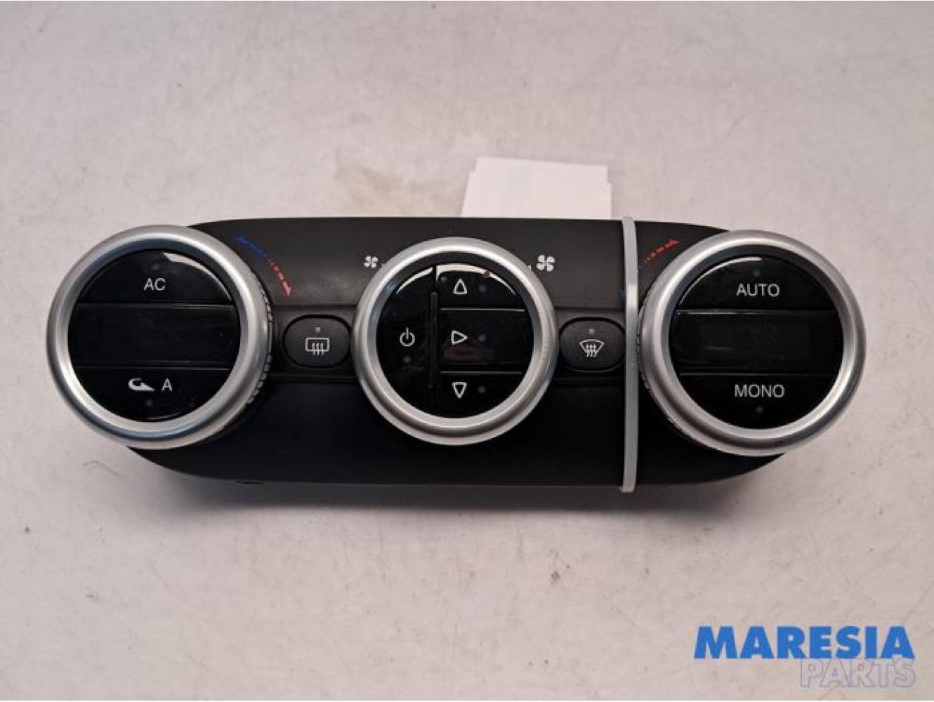Alfa Romeo - Giulietta - Heater control panel