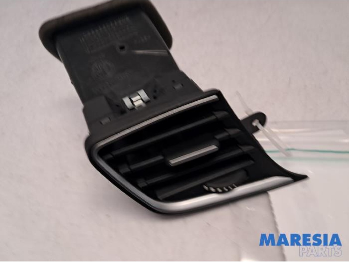 Alfa Romeo - Giulietta - Dashboard vent