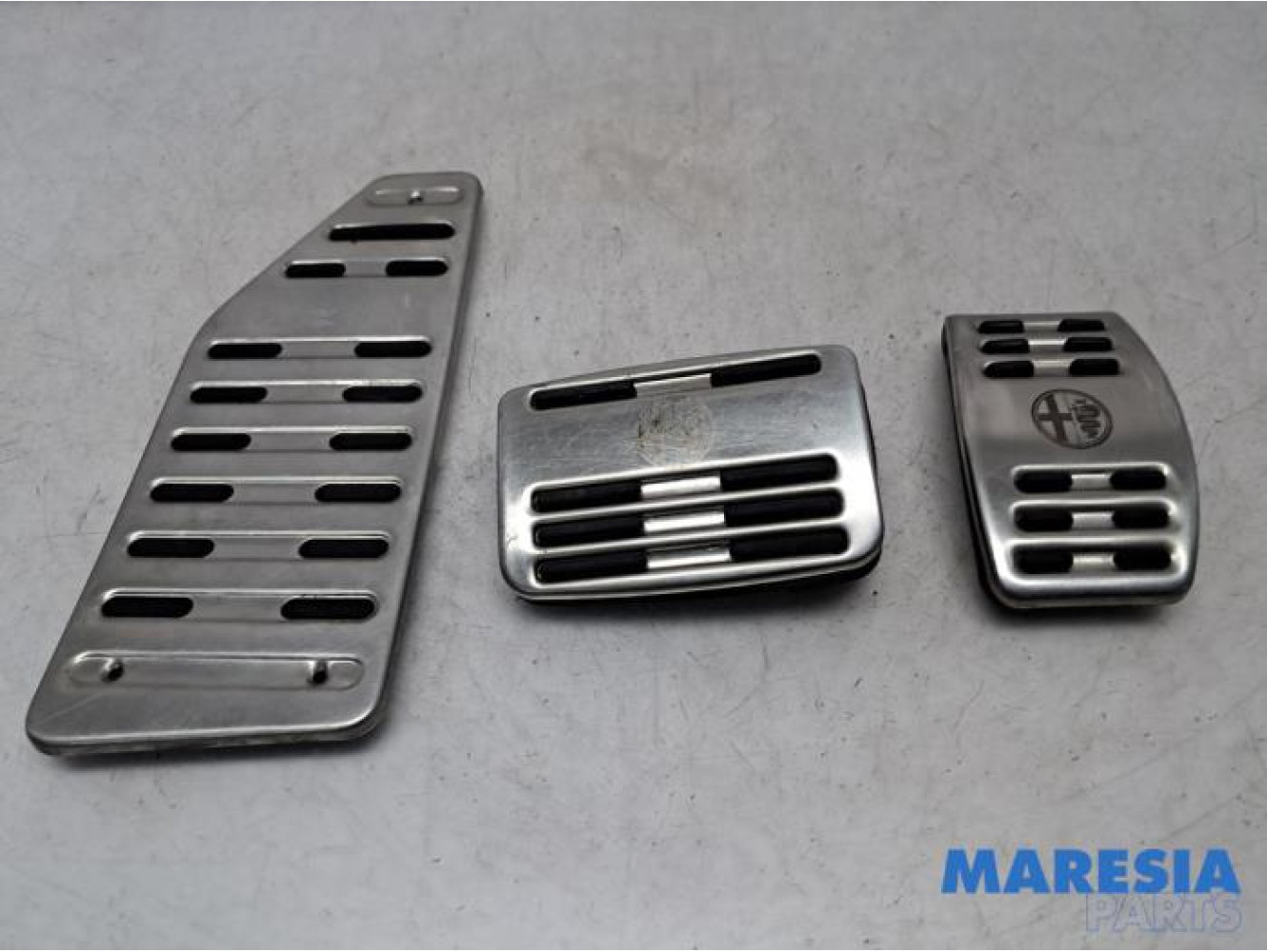 Alfa Romeo - Giulietta - Set of pedals