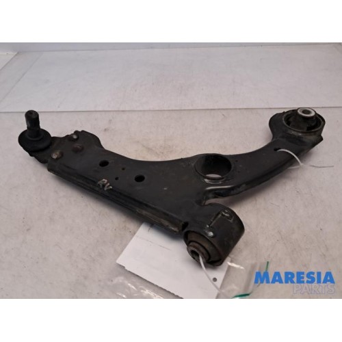 Alfa Romeo - Giulietta - Front lower wishbone, right
