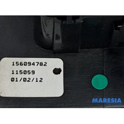 Alfa Romeo - Giulietta - Multi-functional window switch