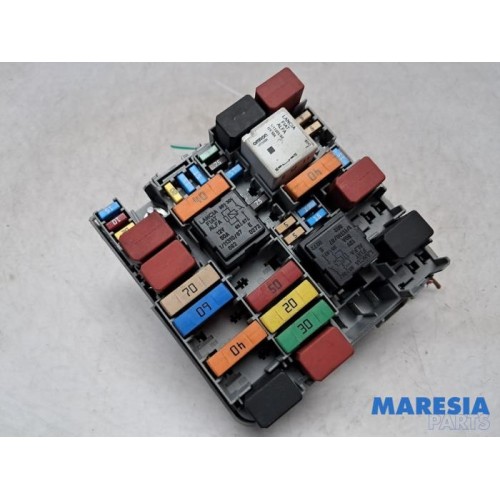 Alfa Romeo - Giulietta - Fuse box