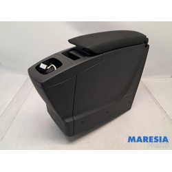 Renault - Grand Scenic - Middle console