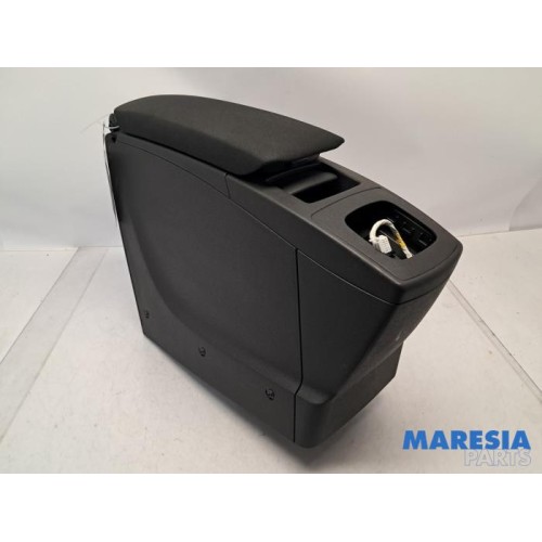 Renault - Grand Scenic - Console centrale