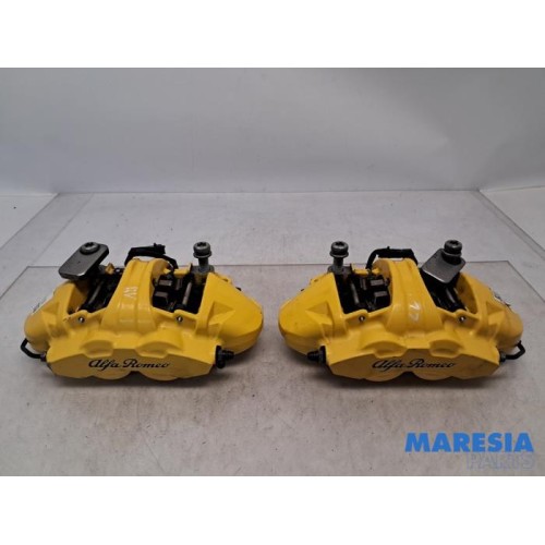 Alfa Romeo - Giulia - Bremssattel-Set