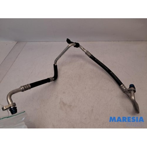 Renault - Megane - Air conditioning line