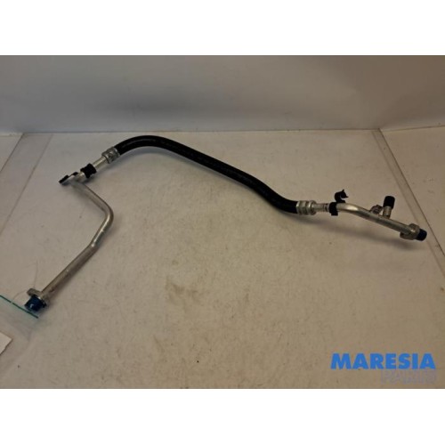 Renault - Megane - Air conditioning line