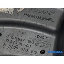 Renault - Megane - Air box
