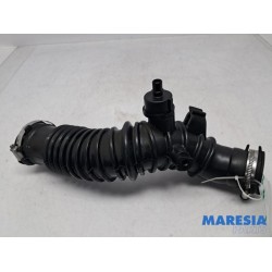 Renault - Megane - Air intake hose