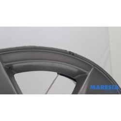 Renault - Grand Scenic - Wheel