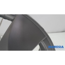 Renault - Grand Scenic - Wheel
