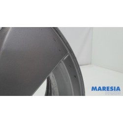 Renault - Grand Scenic - Wheel