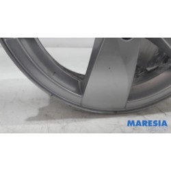 Renault - Grand Scenic - Wheel