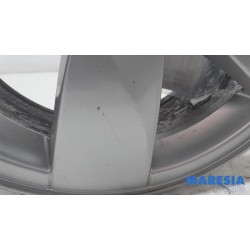 Renault - Grand Scenic - Wheel