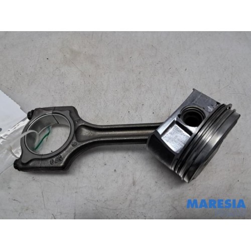 Peugeot - 3008 - Connecting rod