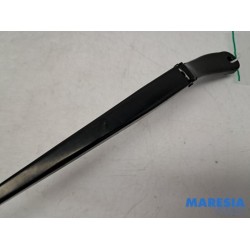 Alfa Romeo - Giulia - Front wiper arm
