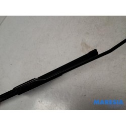 Alfa Romeo - Giulia - Front wiper arm