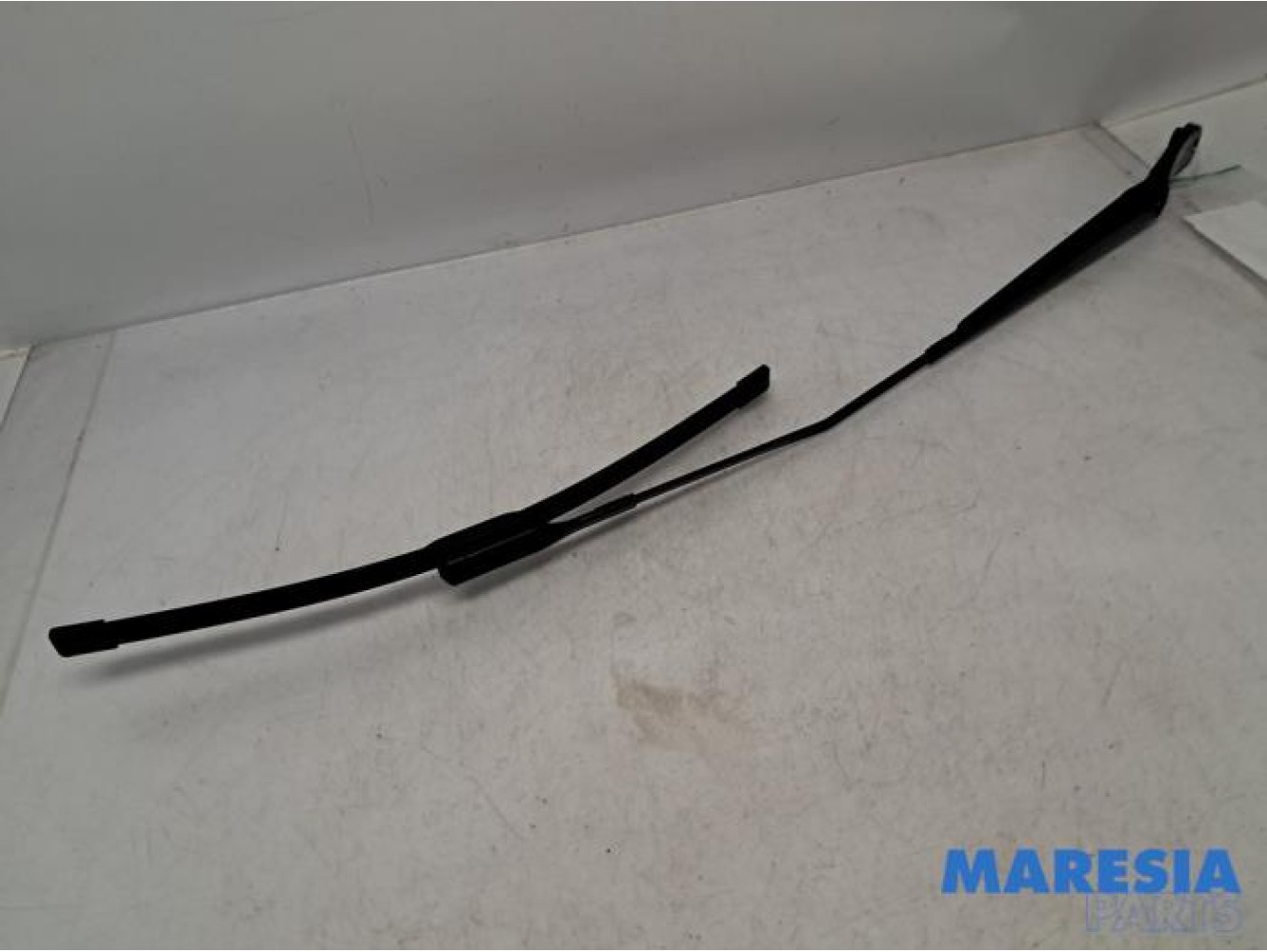 Alfa Romeo - Giulia - Front wiper arm