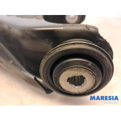 Renault - Twingo - Front lower wishbone, right