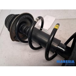Renault - Twingo - Front shock absorber rod, right