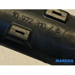 Renault - Twingo - Air intake hose