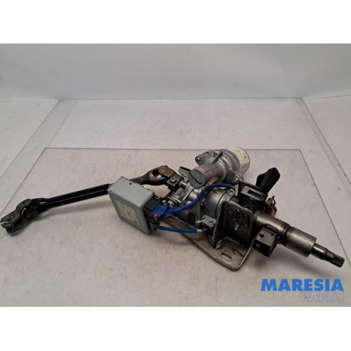 Renault - Twingo - Steering column housing