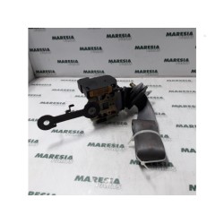Renault - Clio - Front seatbelt, right