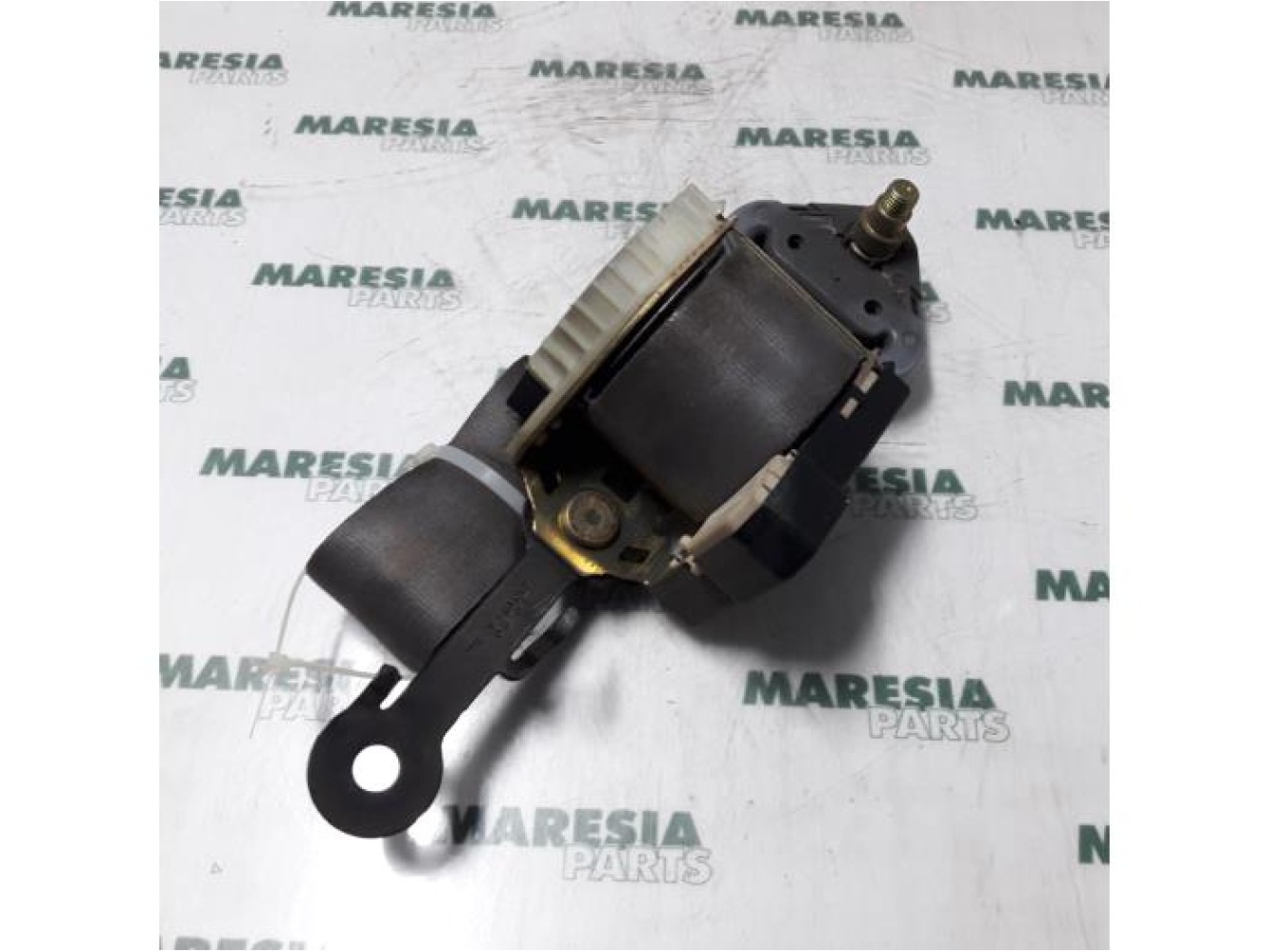 Renault - Clio - Front seatbelt, right