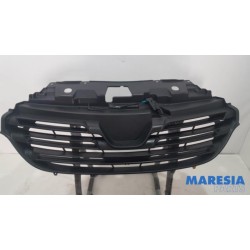 Renault - Trafic - Grill