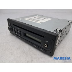Renault - Twingo - Radio CD Speler