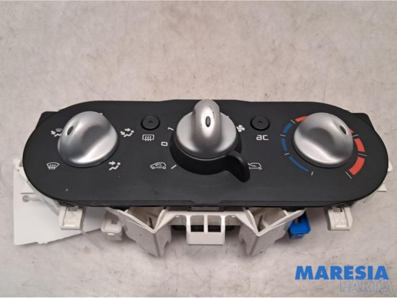 Renault - Twingo - Heater control panel