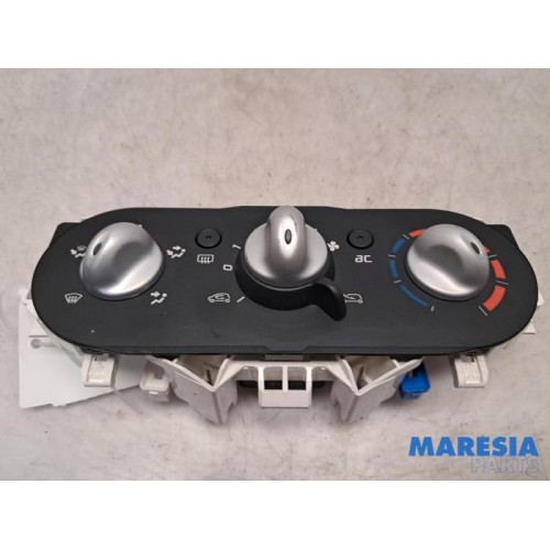 Renault - Twingo - Heater control panel