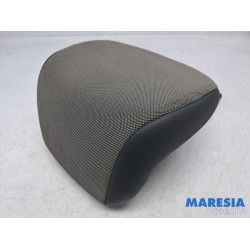 Renault - Twingo - Headrest
